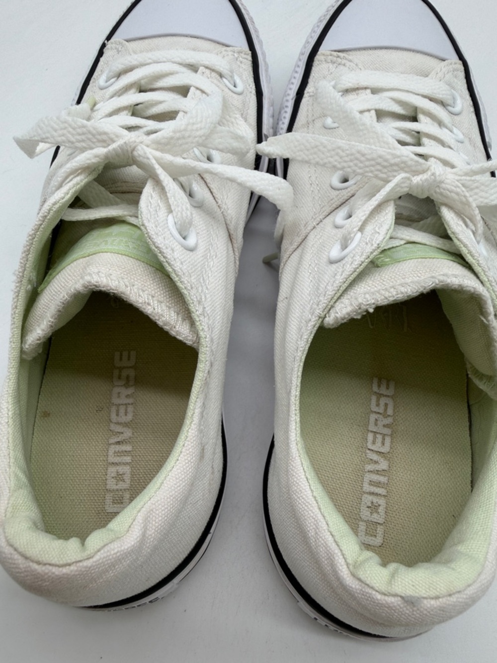 Converse All Star White Canvas  Padded Tongue Black Piping Women's Size 8 - Picture 13 of 16